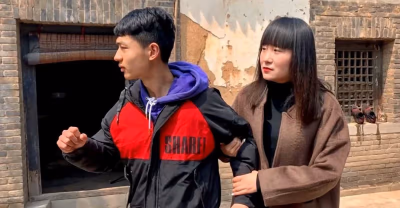 給女兒備了500萬嫁妝，見到女婿後，我一分錢都不願給了