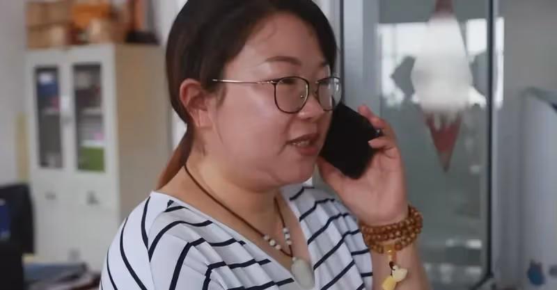 在國外陪讀，接到電話說丈夫家外有家，她不動聲色回了國