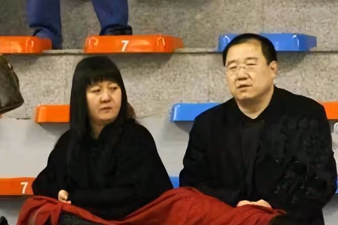 曝徐崢陶虹要移民，8.2億存款被美國銀行凍結，兩人心急如焚
