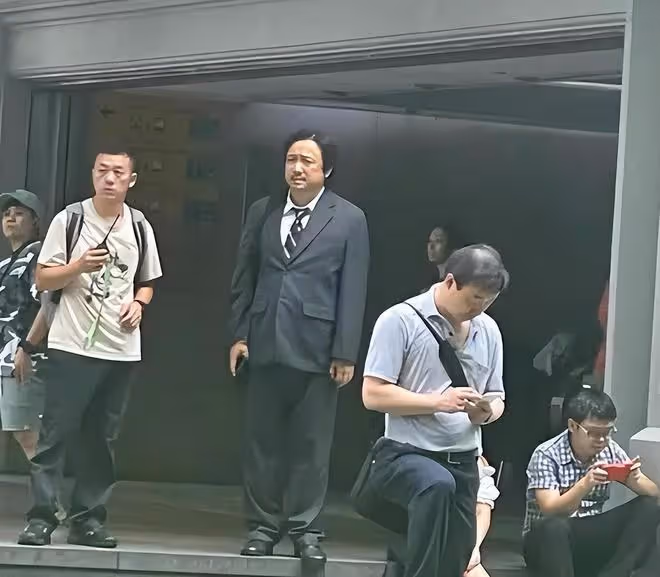 曝徐崢陶虹要移民,8.2億存款被美國銀行凍結,兩人心急如焚