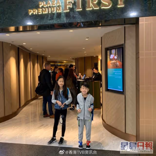 TVB女星13歲大女兒封「少女林嘉欣」!全臉曝光再曬長腿融化網民