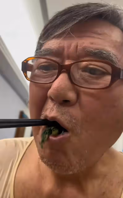 李立群感謝河南哥哥寄500個雞蛋,發視頻感嘆,有親戚在大陸真好