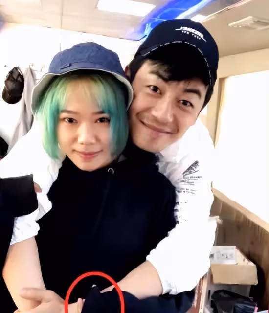 朱亞文被曝不守男德屢次跟異性發生親密動作,寵妻人設要崩塌了
