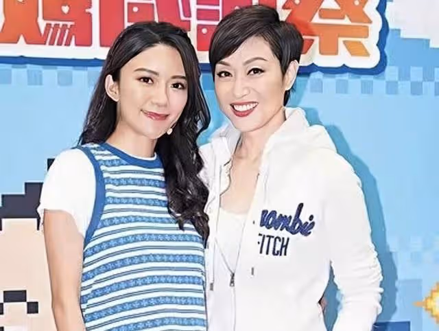 TVB知名女星錄節目露底走光，新劇演苦命舞女，自曝有大量親熱戲