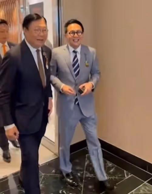 與李澤楷情不再?前港姐曬一身平民打扮,從千億女友做回鄰家女孩