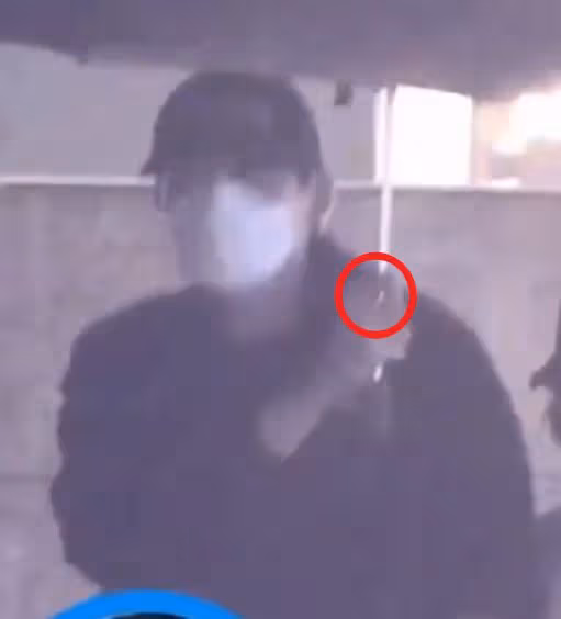 求婚成功?魏大勛戴訂婚戒指與秦嵐出行,男方一行為遭網友炮轟