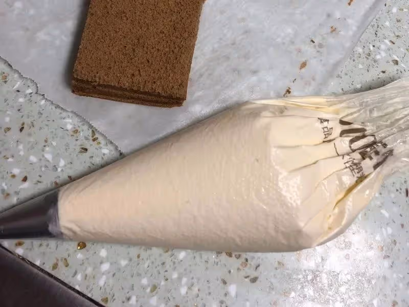 顏值超高,口感超贊,生椰拿鐵蛋糕的驚喜絕對讓你意想不到