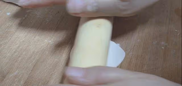 不用開酥不用烤箱,電餅鐺就能做的軟皮綠豆餅,軟糯清甜餡料十足~