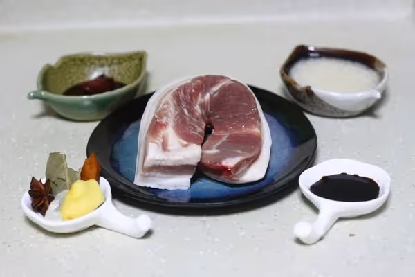 誰說紅燒肉必須炒糖色?掌握好這個小竅門,不用炒糖色~