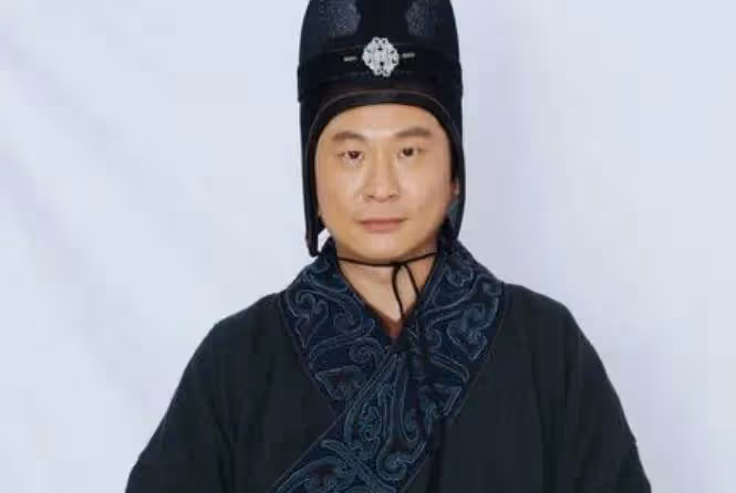 張世:演「趙高」被寫進教科書,出道38年無緋聞,如今他還好嗎?