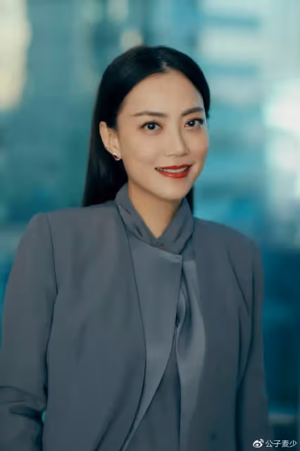 她與謝霆鋒相伴26年，未婚先孕生下女兒，網友：長得像謝霆鋒！