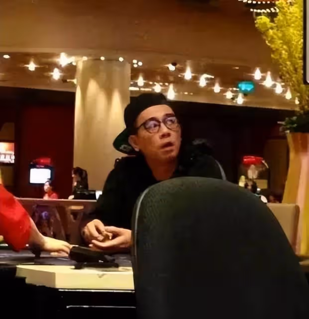 張繼科事件掀起「連鎖效應」,眾多明星賭場照被扒!網友評論扎心