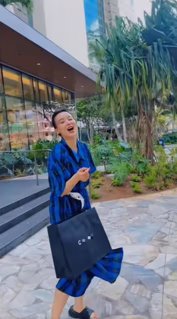 姚芊羽現身夏威夷!住豪華酒店狂購奢侈品,白皙豐腴43歲仍未婚