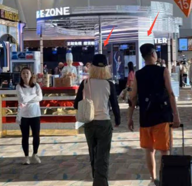 曝痞幼被50歲男友騙走一億,男方被扒偽富豪,同時交往多位女生