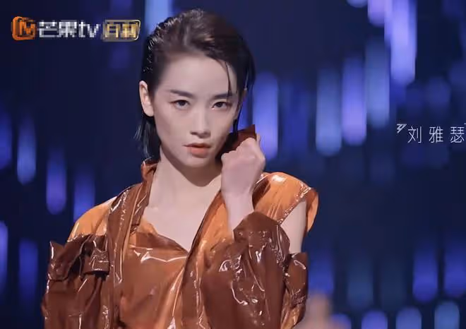 《乘風2023》定檔官宣，謝娜鏡頭多，Ella站穩居位，賈靜雯狀態好