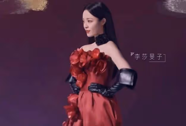 《乘風2023》定檔官宣,謝娜鏡頭多,Ella站穩居位,賈靜雯狀態好
