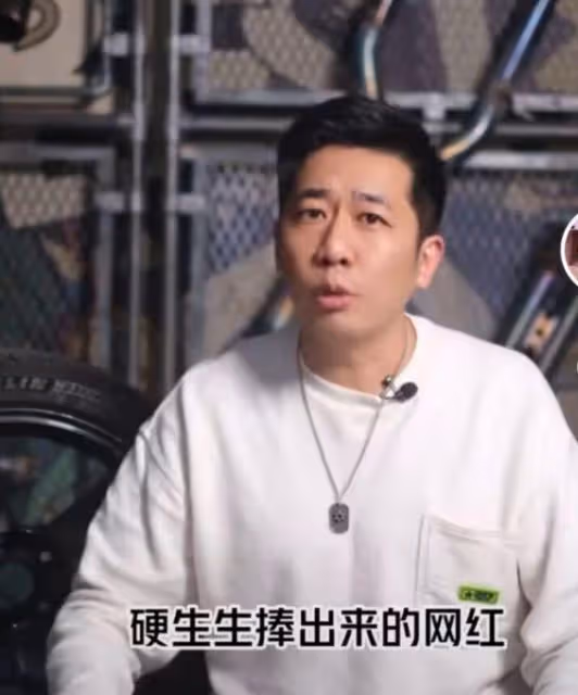 卡達王子被扒身份造假,本人不是王室成員,疑似公司包裝的網紅