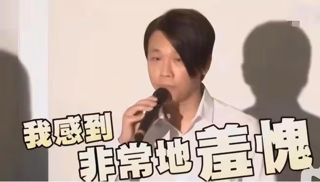 53歲陶喆近照曝光,面部浮腫模樣大變,滿頭白髮撞臉林瑞陽