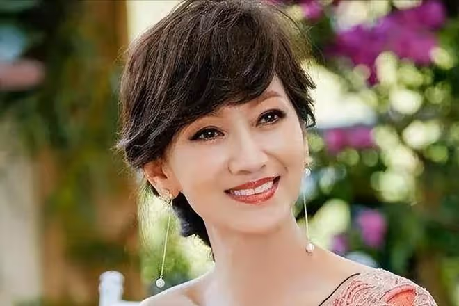 疲憊、滄桑，楊冪站姐放出原圖，揭開多少85花的遮羞布？