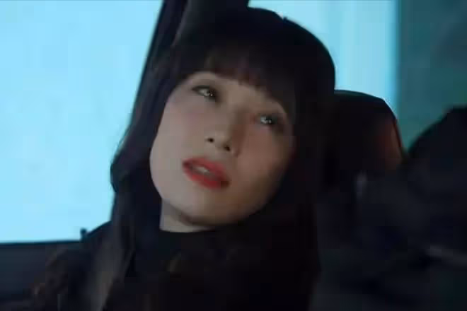 內娛真浪費了她的性感，47歲硬演20歲大美女，真看不慣