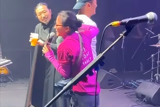 李亞鵬落淚！二婚妻子患基因病，幼女恐遺傳，頻繁出差疑逃避現實