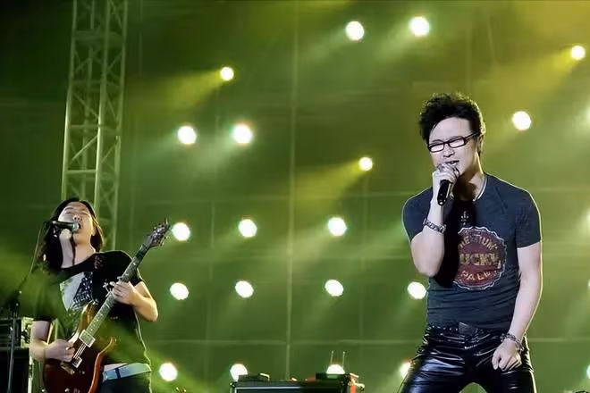 汪峰樂壇地位高於張傑,為啥演唱會上座率卻遠不如張傑?三點原因