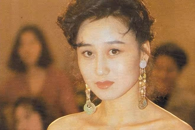 利智：被李連杰寵愛34年，可風光後全是「眼淚」！