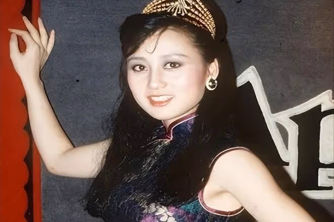 利智：被李連杰寵愛34年，可風光後全是「眼淚」！