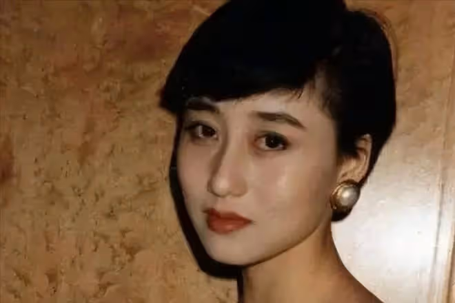 利智：被李連杰寵愛34年，可風光後全是「眼淚」！