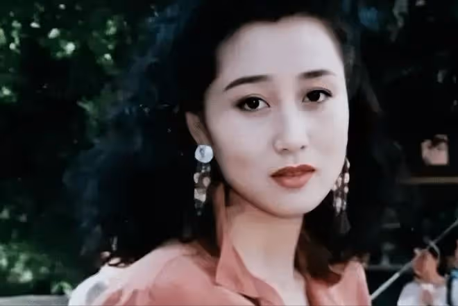 利智：被李連杰寵愛34年，可風光後全是「眼淚」！