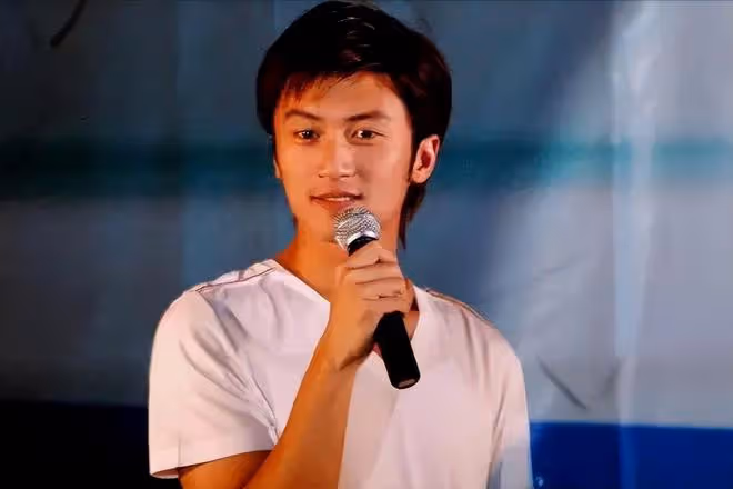 39歲霍汶希未婚先孕，謝霆鋒：把孩子生下來，我養你們一輩子！