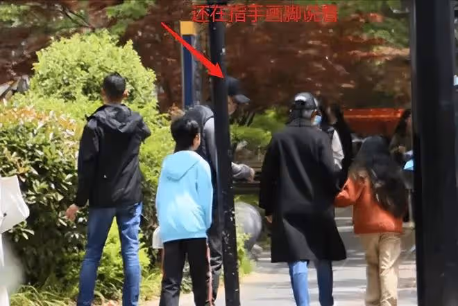 孫儷鄧超疑街頭吵架,鄧超情緒激動指手畫腳,豪宅曝光月租28萬!