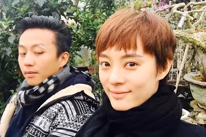 孫儷鄧超疑街頭吵架,鄧超情緒激動指手畫腳,豪宅曝光月租28萬!