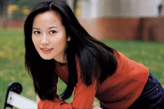 51歲俞飛鴻:沒結婚,但一直有固定伴侶,感謝竇文濤陪了我近20年