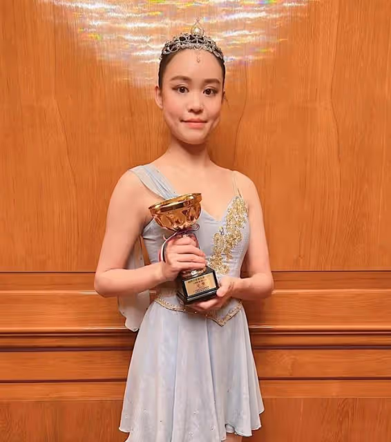 劉鑾雄舊愛呂麗君近照曝光,46歲氣質優雅高貴,坐擁50億很幸福