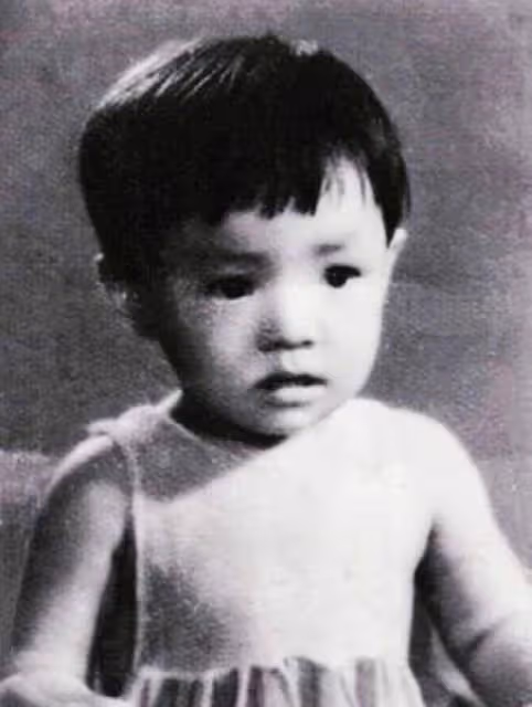宋丹丹公開承認婚內不忠誠:「我嫁了一個人渣,還生了一個廢物!」