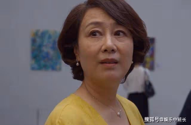 《平凡之路》泡夜店，跟小鮮肉約會，勞春雪活出了糟糠之妻的精彩
