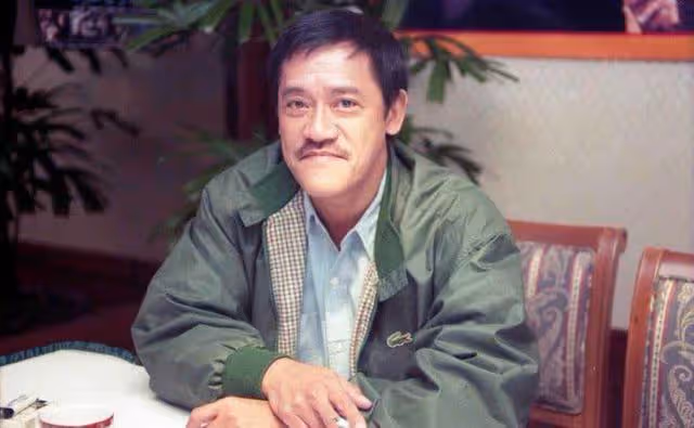 一路走好！香港著名老戲骨設靈，兒子稱其生前曾尋死未果