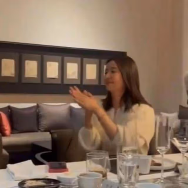 王力宏陶喆參加婚禮,兩人罕見同框炫歌技,被網友吐槽不吉利