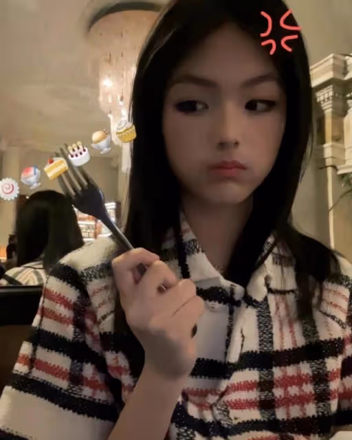 被罵像男人，王詩齡曬自拍靚照反擊，露白皙大長腿背景音樂有深意