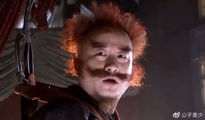 李保田兒子精神狀態引擔憂！渾身紋身在家亂蹦，被網友嘲笑有個好爹