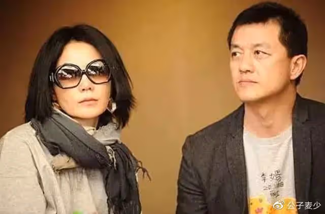 李亞鵬實慘！北京小院被剷平，急得額頭鼓包，網友：都是自作自受！