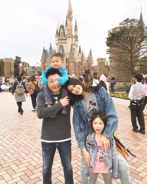 李小璐李小鵬同時曬女兒跳舞,甜馨被指舞技不如奧莉,但顏值反超