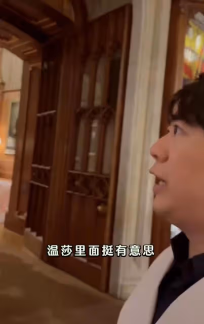 郎朗揭秘參加英王加冕禮細節!與威廉王子摟腰,曾令國王感動含淚