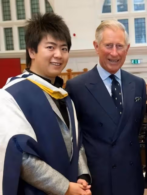 郎朗揭秘參加英王加冕禮細節!與威廉王子摟腰,曾令國王感動含淚