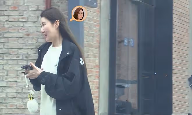 馮清一路狂奔喜笑顏開,臉部浮腫明顯!王寶強成為了她的「貴人」