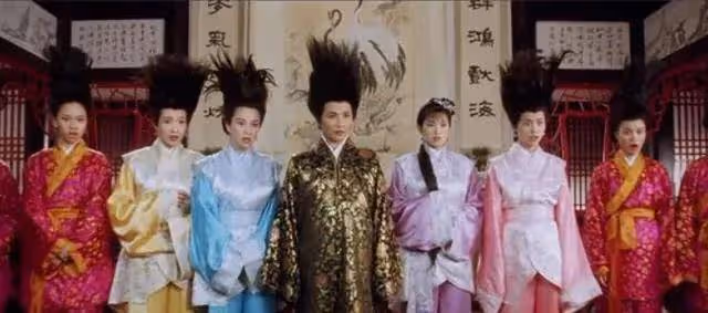 鞏俐：與張藝謀深情8年，孫紅雷想娶她，為何轉嫁70多歲外國人？