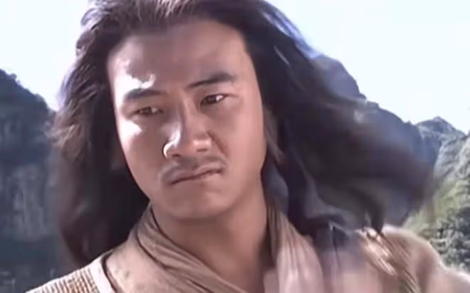 演員胡軍向李亞鵬道歉，不該在張紀中面前揍你，這是個很大的誤會