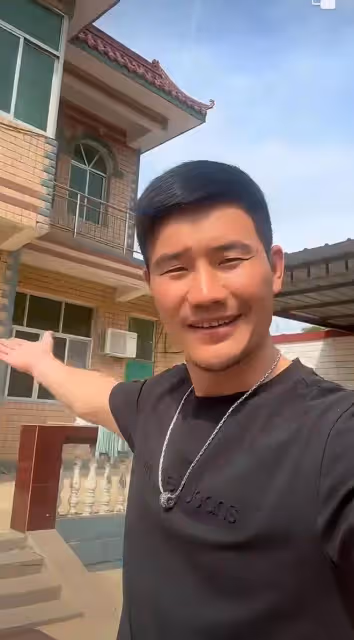 演員嘎子：回家蓋大莊園，遭到家裡面人集體反對，為了面子不值得