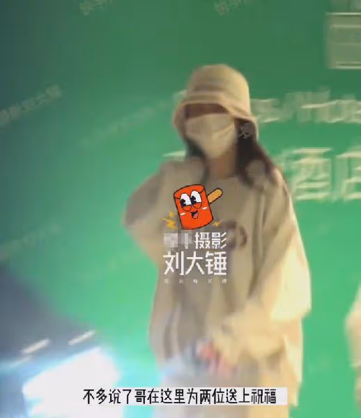 楊洋王楚然戀情疑曝光，酒店共度四天三晚，助理親自接王楚然上樓